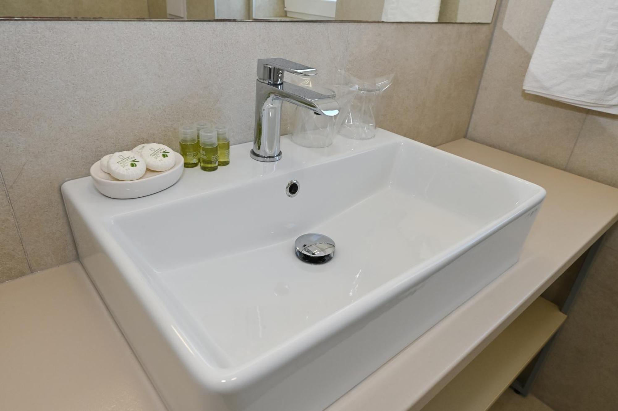 Villa Cala, Hotel Rooms&Apartments Novalja Εξωτερικό φωτογραφία